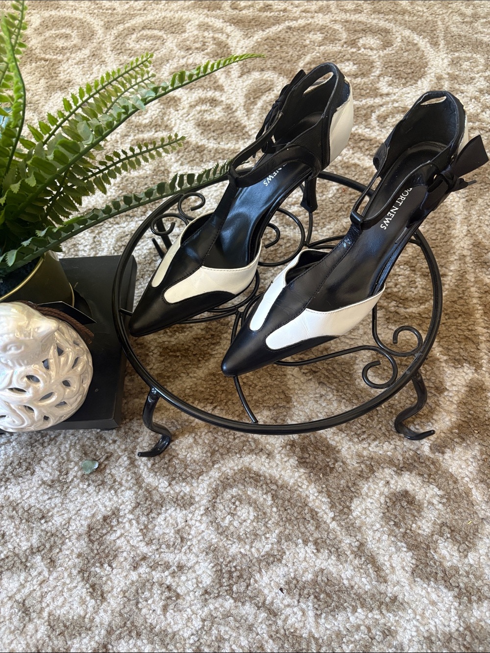 Newport News Black and White Pointed Slingback Heels